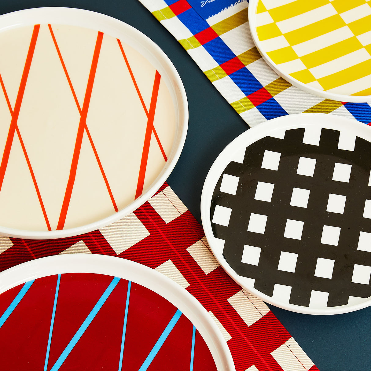 Sardine 10 Sardine 10" Ceramic Plate