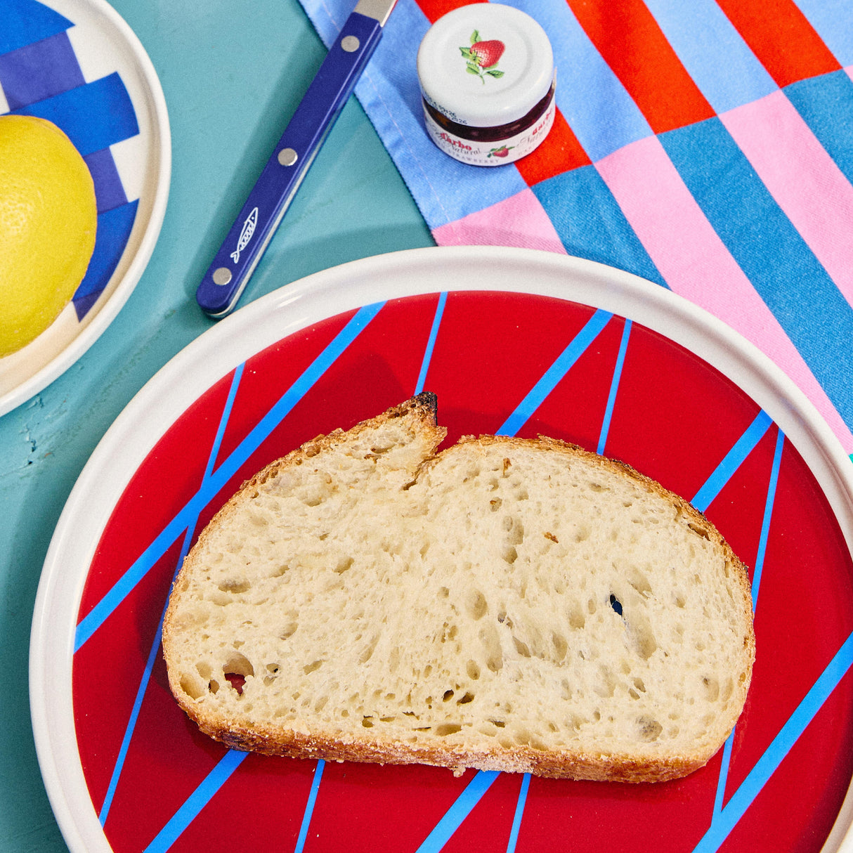 Sardine 10 Sardine 10" Ceramic Plate