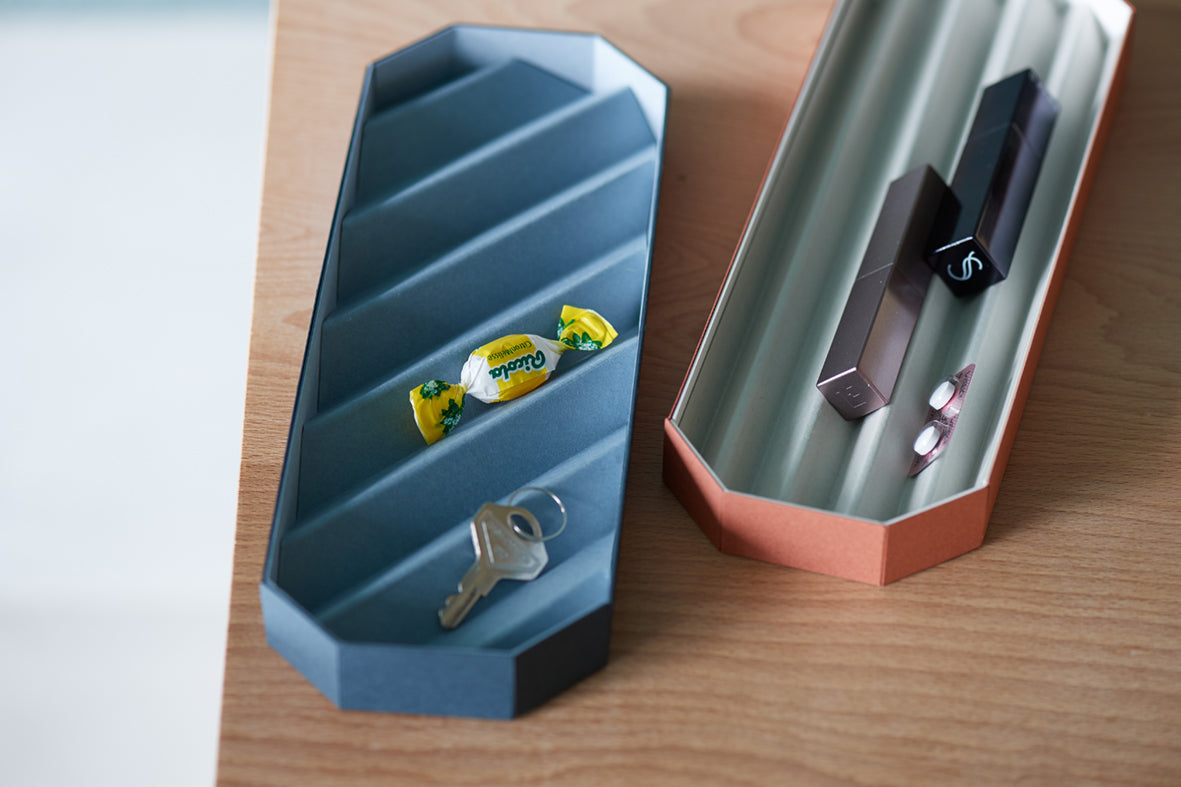 Pleats Tray Pleats Tray