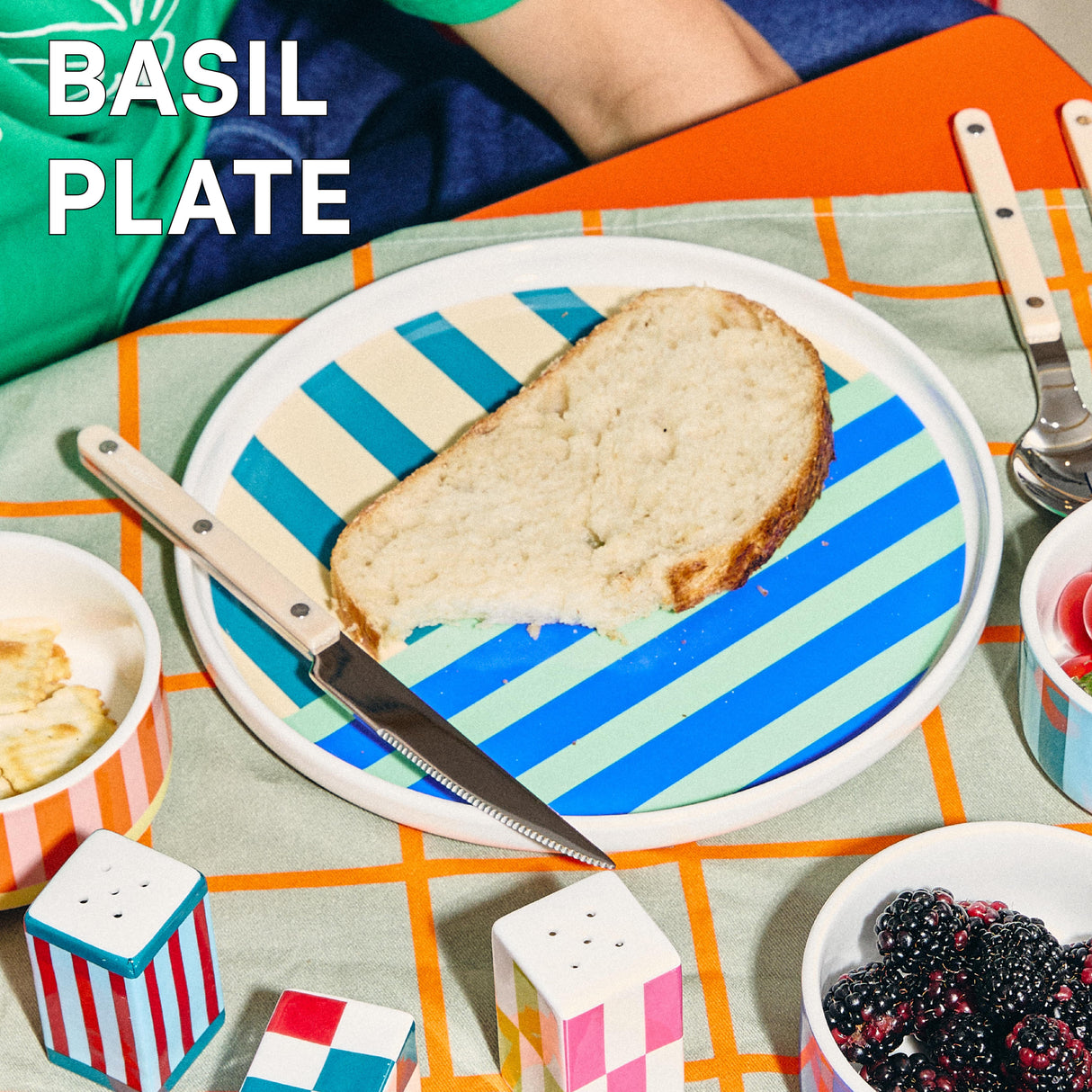 Sardine 10" Ceramic Plate