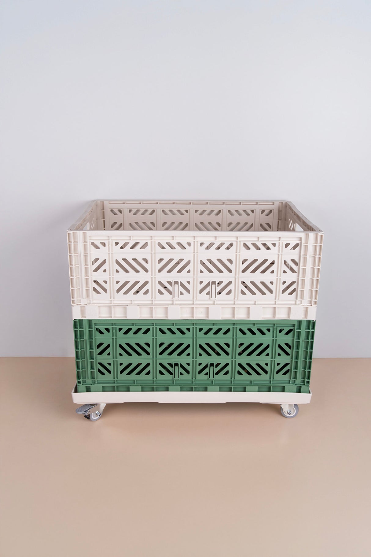 Aykasa Trolley Base fitted with Aykasa Maxibox crate