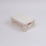 Aykasa Folding Minibox Crate Lid on crate, close-up